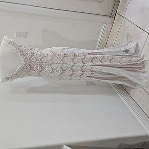 Betsy & Adam off white lace gown Size 10 Maxi